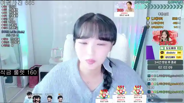 j_mi / I'm a newbie. Nice to meet you :)